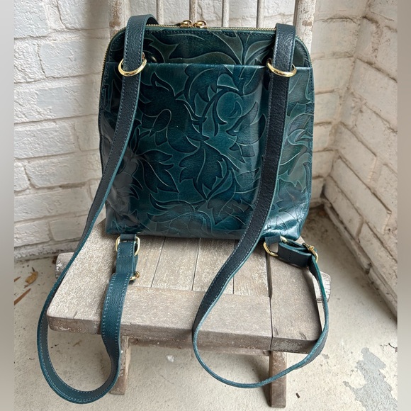 ✨RARE ✨Convertible VALENTINA Embossed TEAL leather Leaf-Patterned Bag/ Backpack - Picture 5 of 10